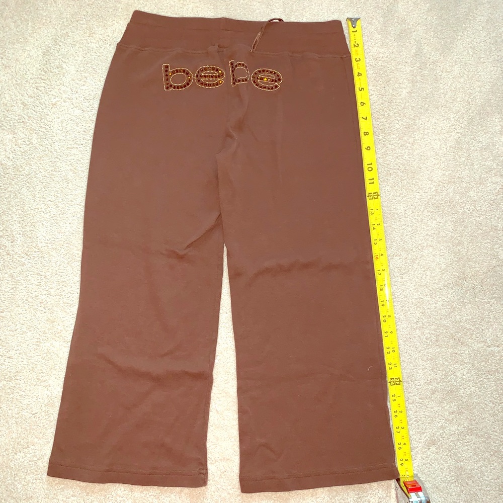 Bebe sweat Capri pants (womens)